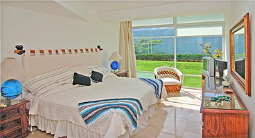 The 2nd And 3rd Bedroom Open To Beautiful Garden And Ocean Views